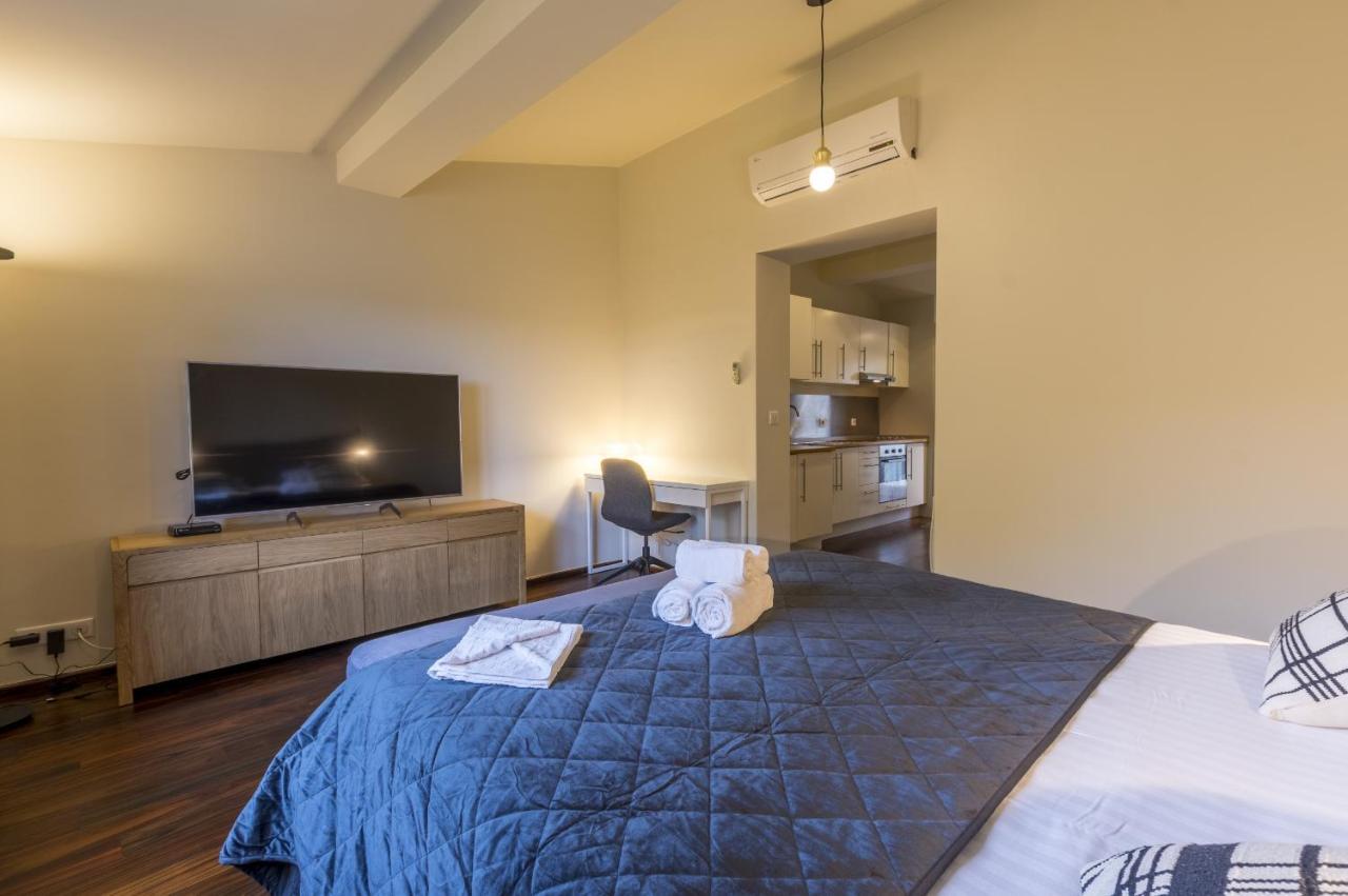 My Hotel Peyrou - Premiere Conciergerie Montpellier Ngoại thất bức ảnh